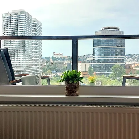Apartment Luxury Castle View Free Garage Bratislava